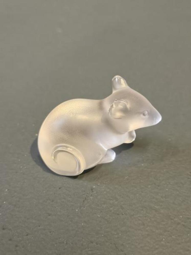 Rare Lalique Opalescent Mouse - Image 2