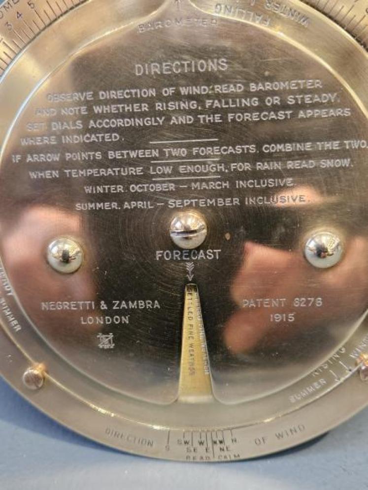 Negretti and Zambra Weather Forecaster - Image 5