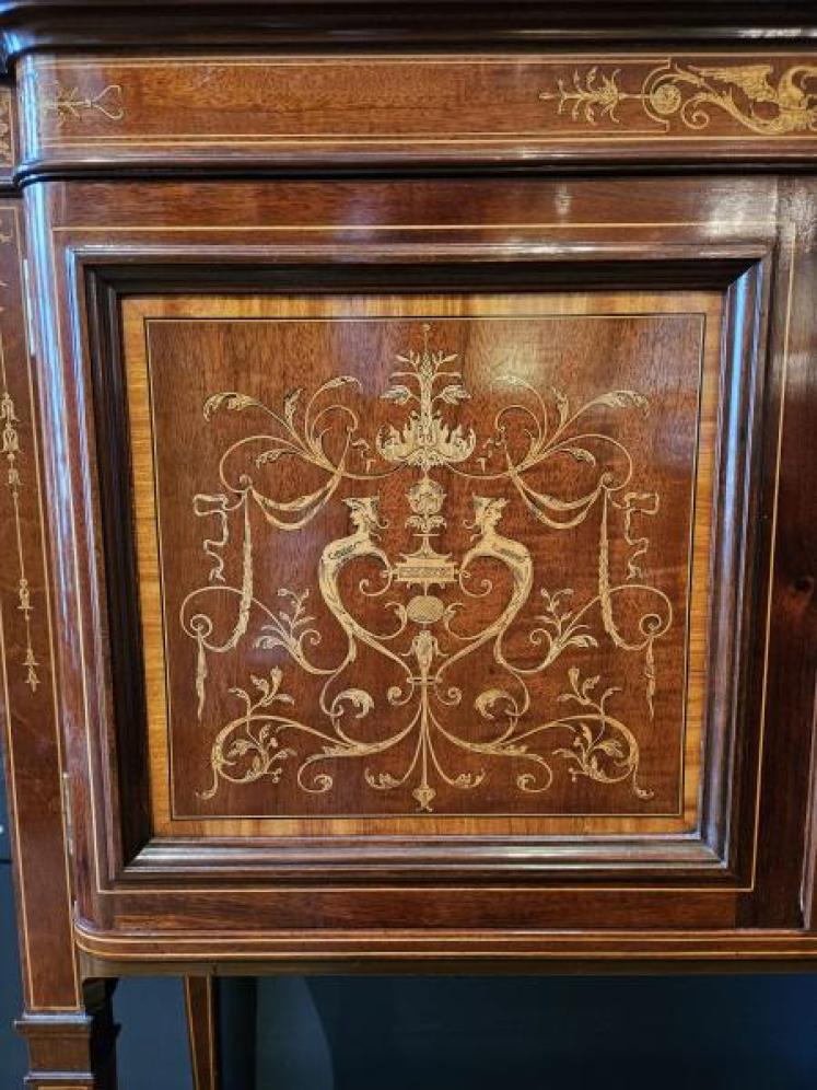 Small Edwards and Roberts Late Victorian Display Cabinet - Image 4