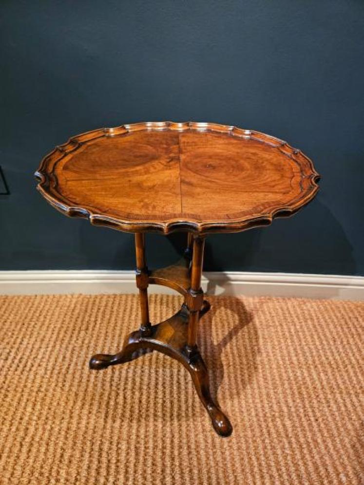 Edwardian Walnut Tripod Lamp Table - Image 1