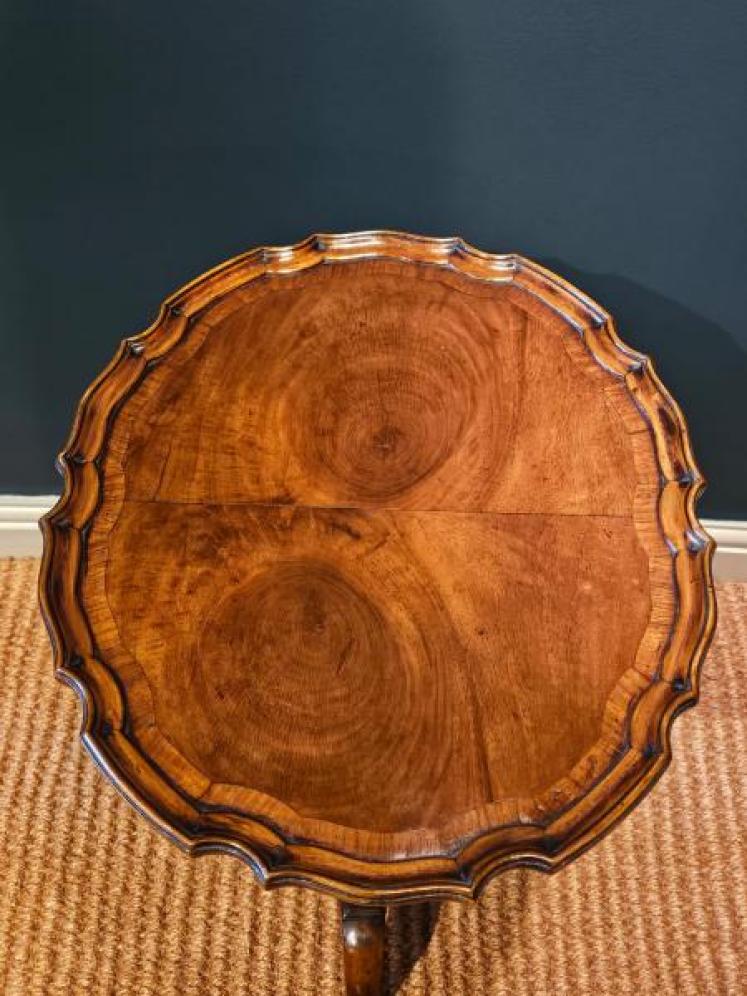 Edwardian Walnut Tripod Lamp Table - Image 6