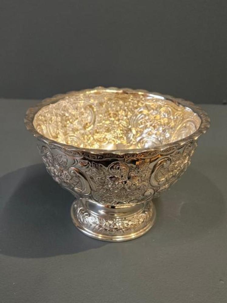 Victorian Silver 11 oz Goldsmiths and Silversmiths Bowl - Image 1