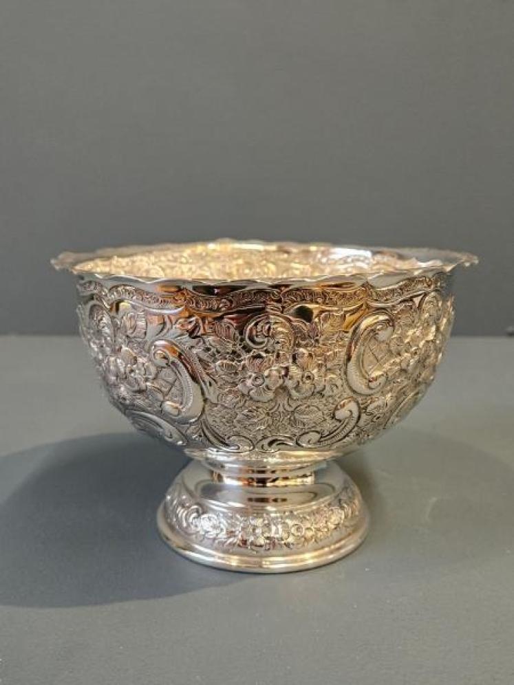 Victorian Silver 11 oz Goldsmiths and Silversmiths Bowl - Image 2