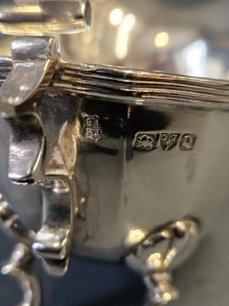 Small Victorian Chester Silver Compote Boat  - Image 3