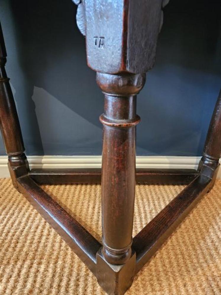 Period Oak Side Table - Image 4