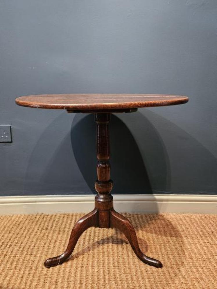 George III Oak Tripod Table - Image 2