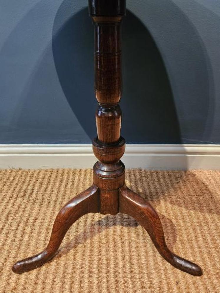 George III Oak Tripod Table - Image 3
