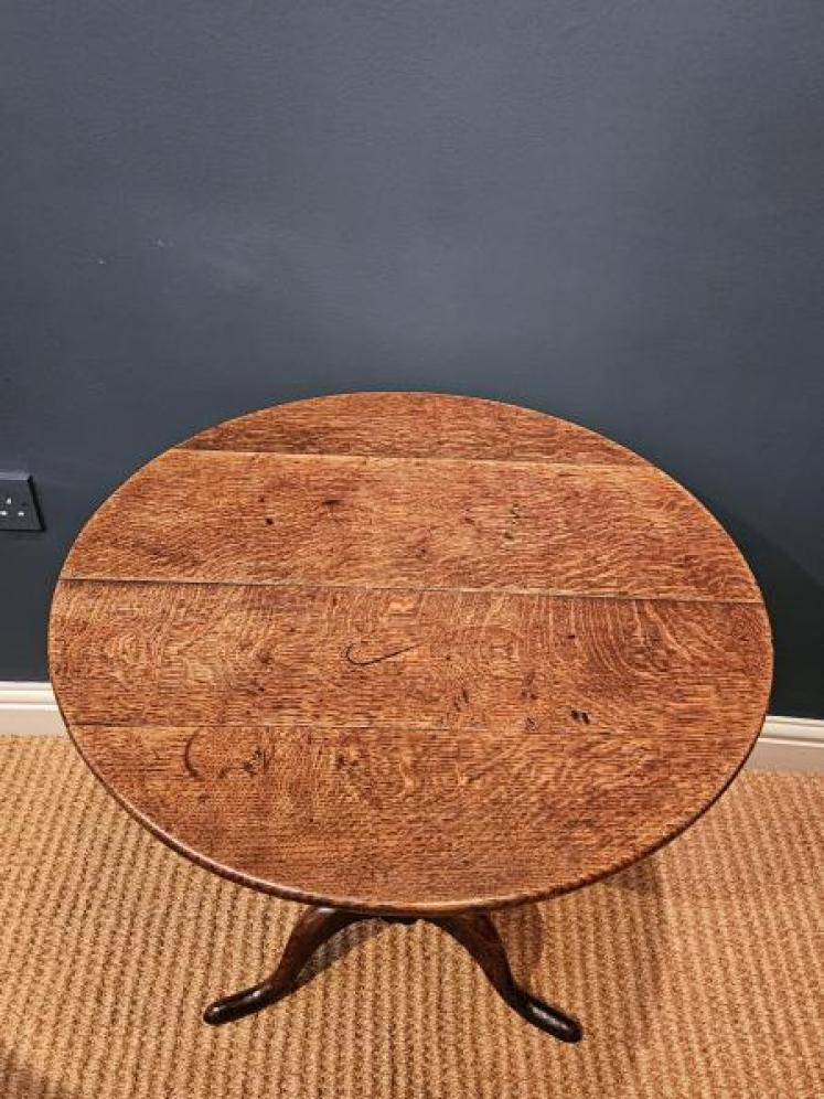 George III Oak Tripod Table - Image 5