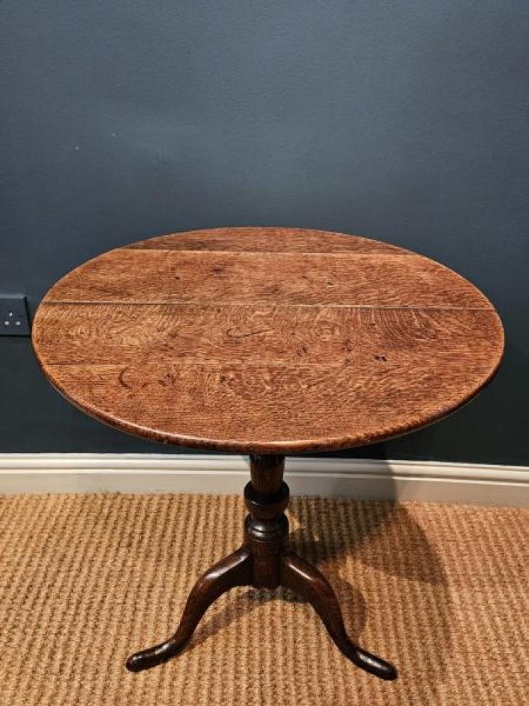 George III Oak Tripod Table - Image 7