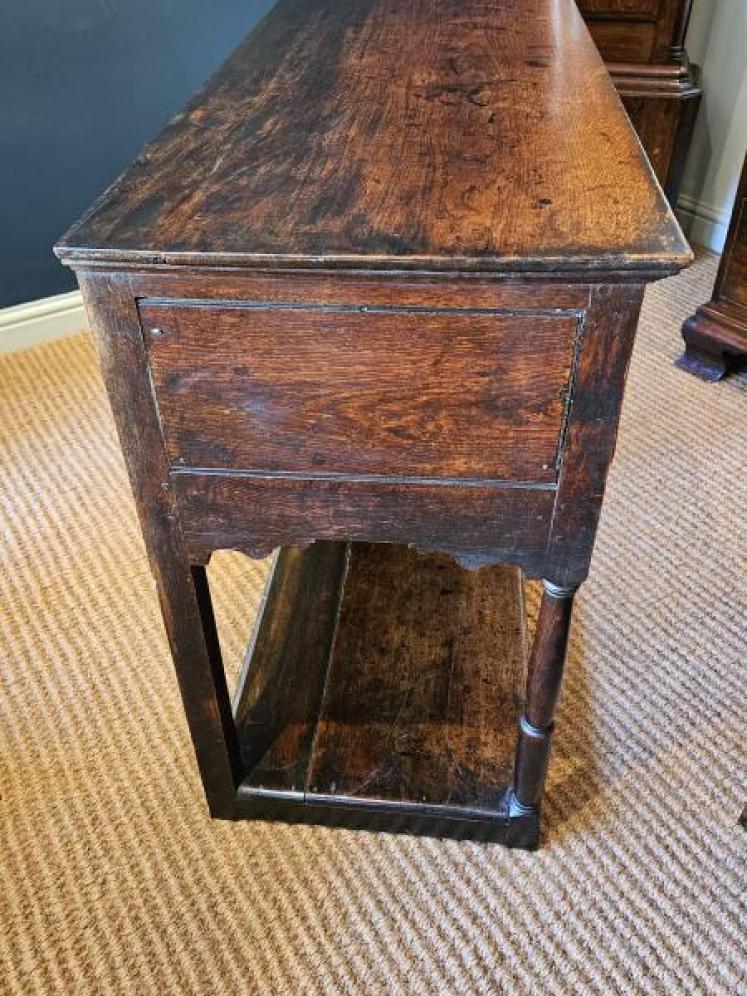 George II Oak Open Pot Board Dresser - Image 7