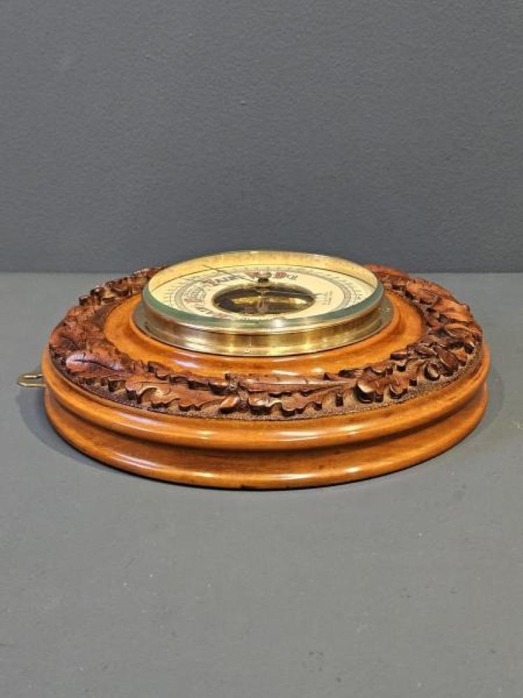 Quality Victorian Carved Walnut Kings Lynn Barometer - Image 6