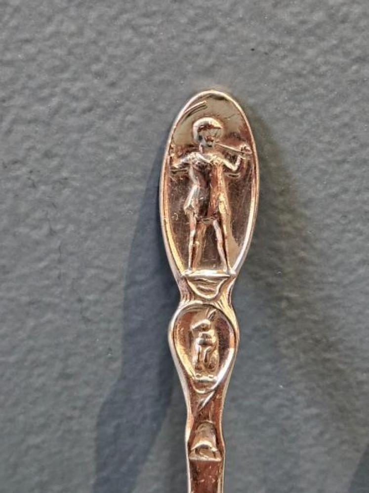 Little Boy Blue Silver Pusher and Spoon  - Image 3