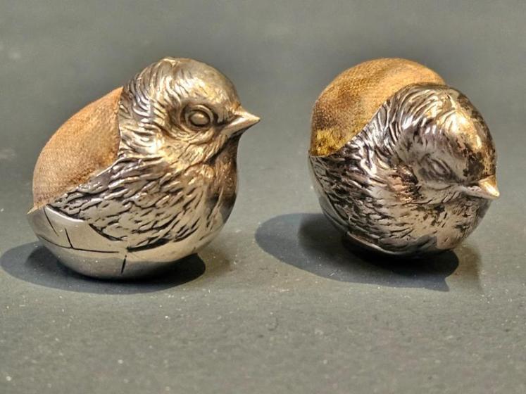 Pair of Sampson Mordan Silver Hatching Chick Pin Cushions - Image 2