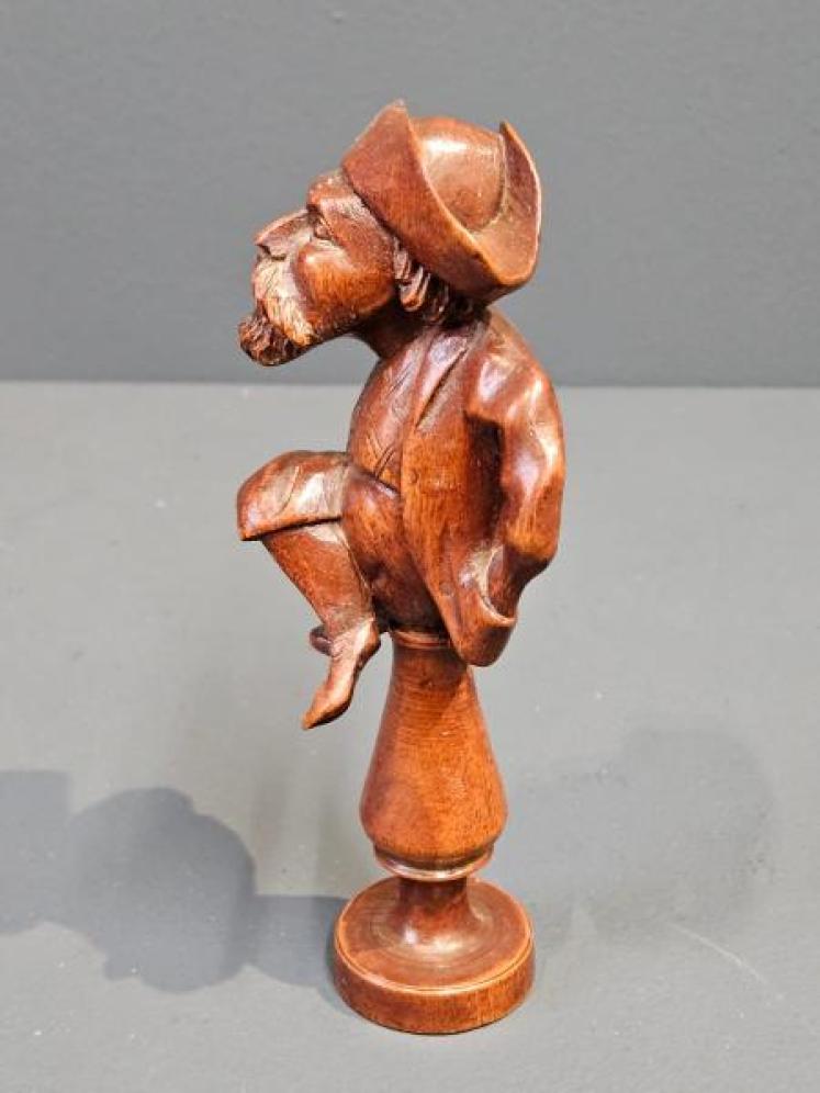 Victorian Black Forest Nut Cracker  - Image 6