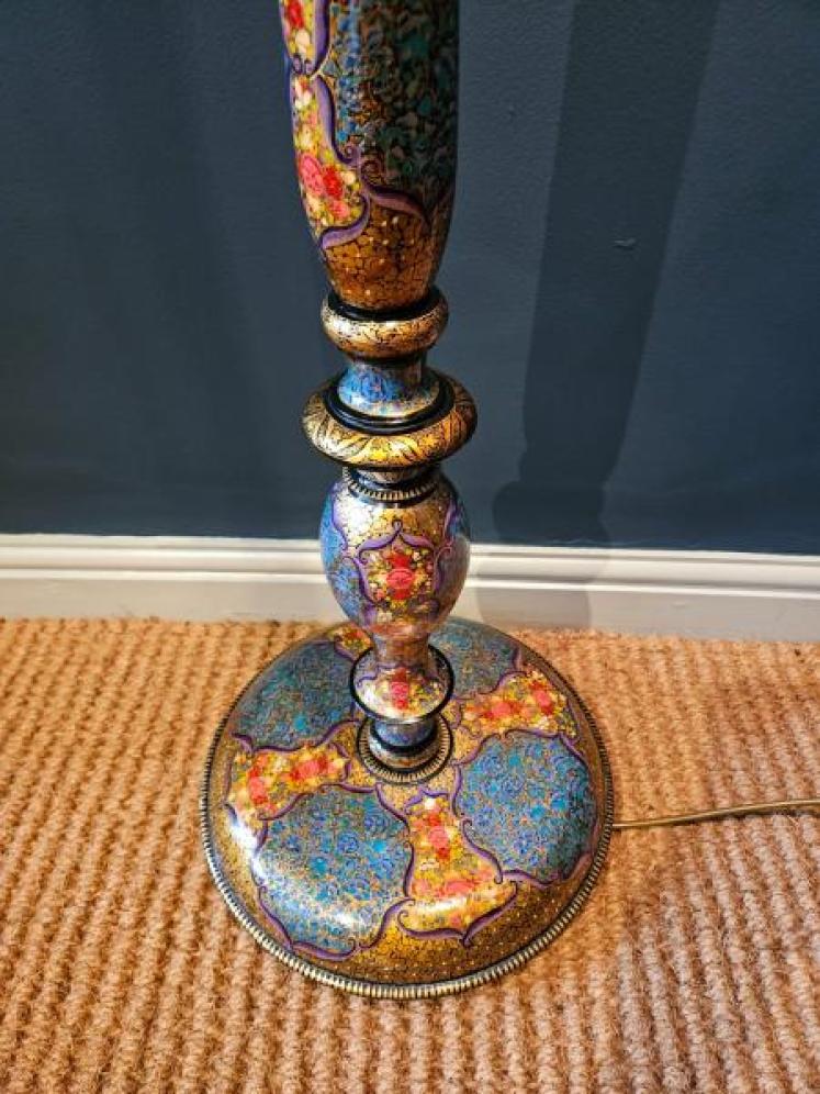 Outstanding Kashmiri Lamp Standard  - Image 6