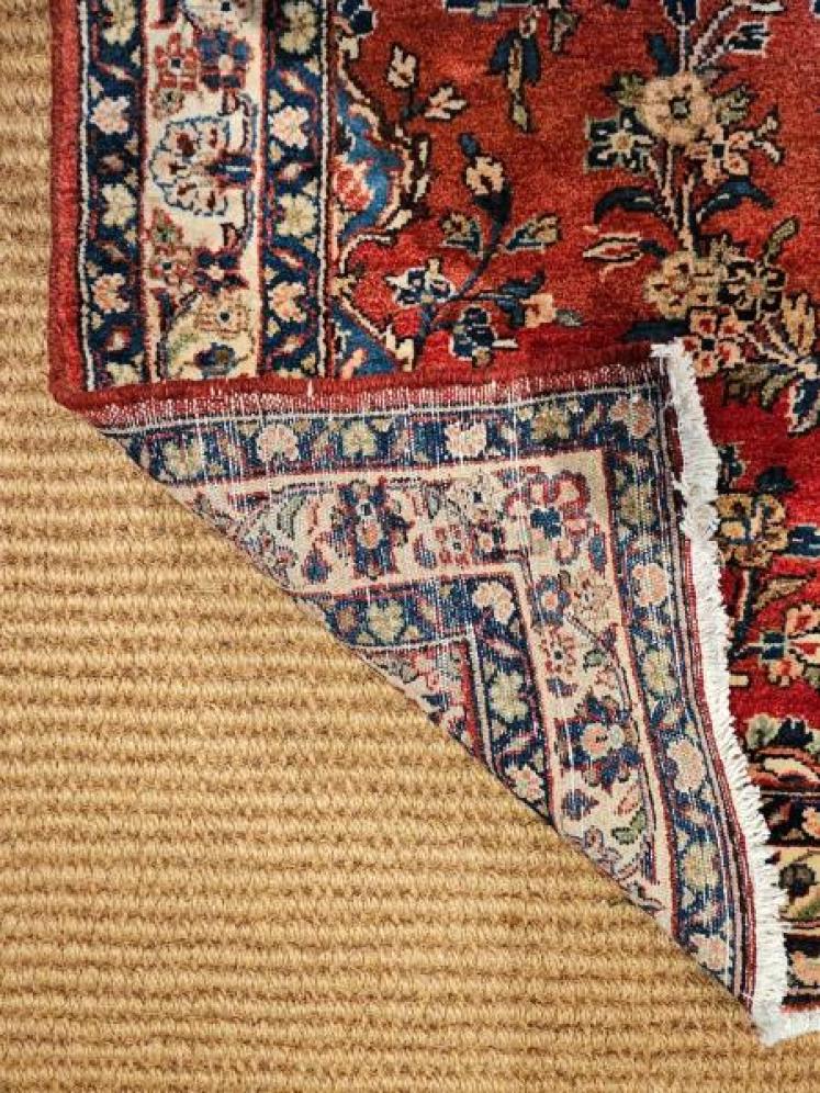Fine Quality Persian Pure Wool Rug - Image 2