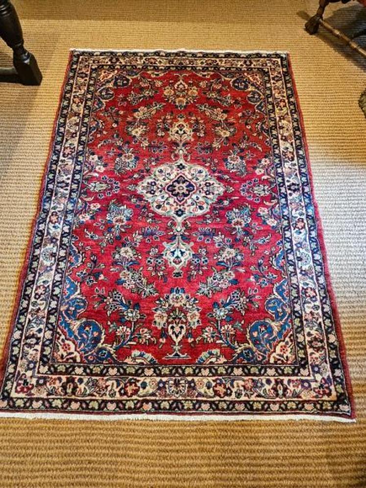 Fine Quality Persian Pure Wool Rug - Image 3