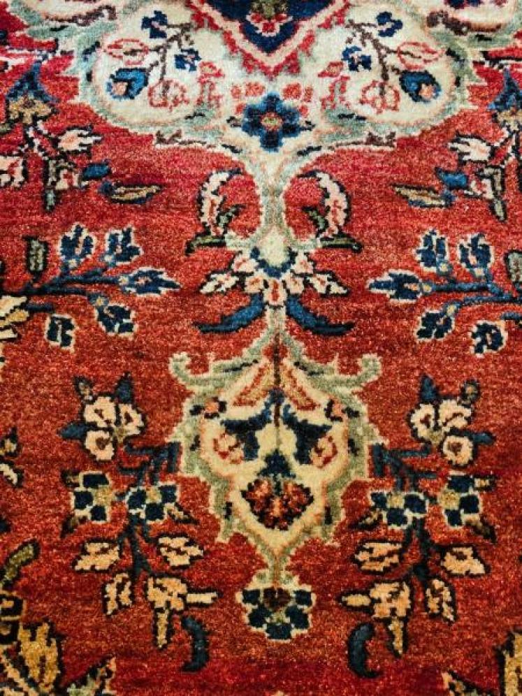 Fine Quality Persian Pure Wool Rug - Image 4