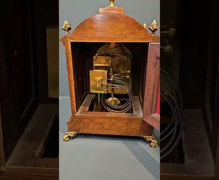 Victorian Oak Quarter Striking Bracket Clock - Video