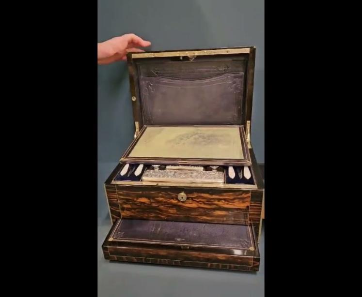 Victorian Coromandel & Silver Travelling Box - Video