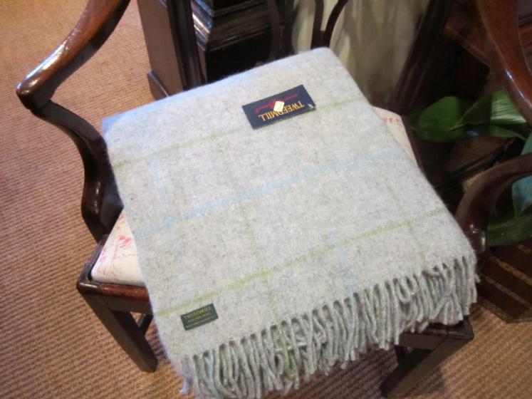 Tweedmill Marino Wool Throw - Image 2