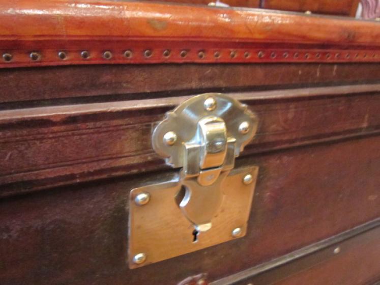 Stunning 19th Century French Leather Cabin Trunk - Image 5