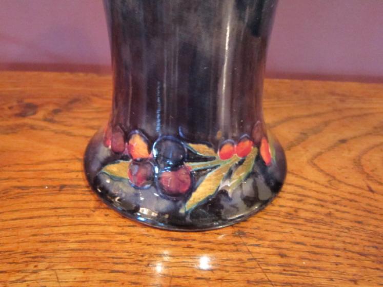 Art Nouveau Moorcroft Pomegranate Vase - Image 2