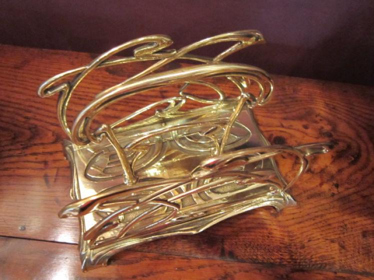 Stylish Art Nouveau Brass Letter Rack - Image 3