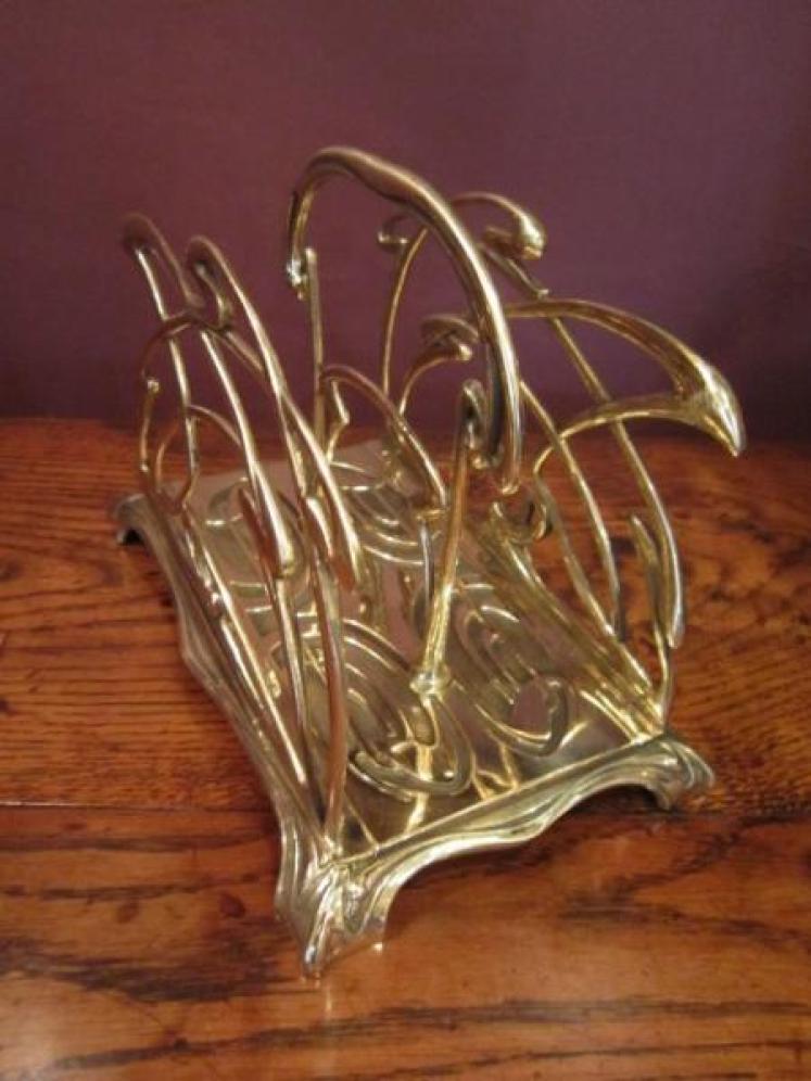 Stylish Art Nouveau Brass Letter Rack - Image 5