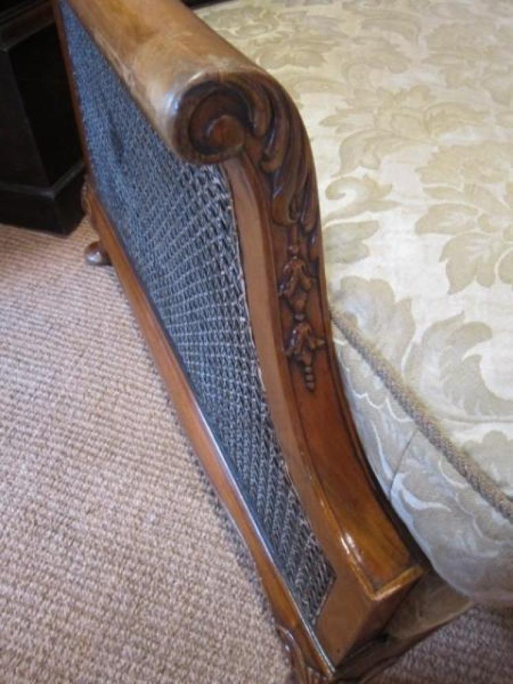 Stunning Edwardian Walnut Three Piece Bergere Suite - Image 2