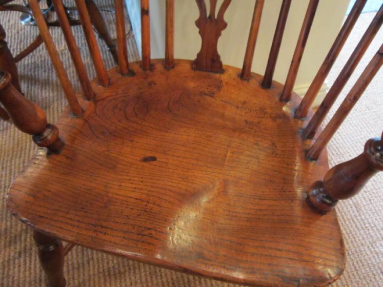 Superb Set of Six Harlequin Windsor Armchairs - Image 3