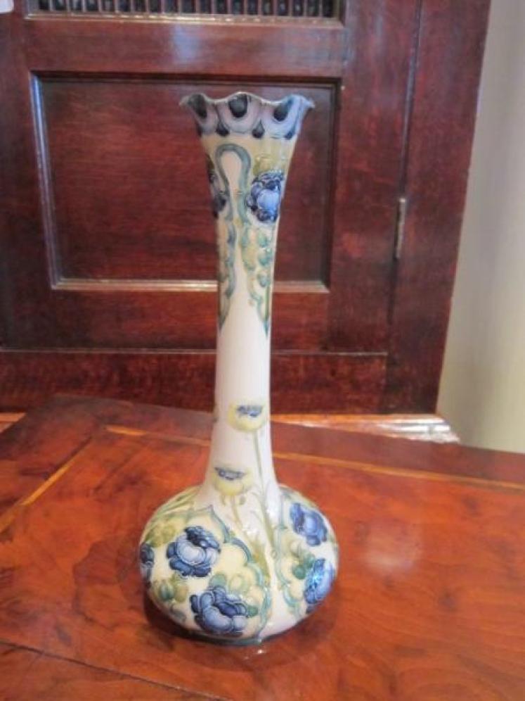 Art Nouveau McIntyre Moorcroft Florinware Vase - Image 4