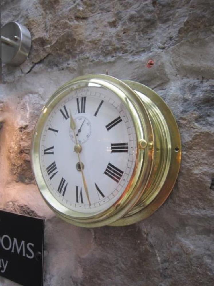 Superb Victorian Brass Convex Ships Clock - Image 2
