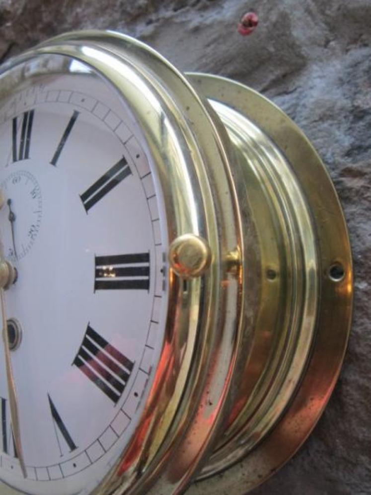 Superb Victorian Brass Convex Ships Clock - Image 4