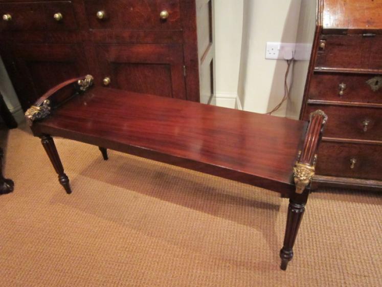 Superb George III Adams Style Hall Seat - Image 1