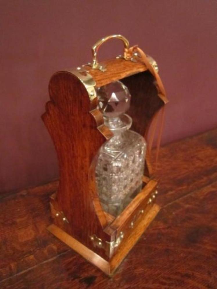 Rare Victorian Single Bottle Tantalus - Image 5