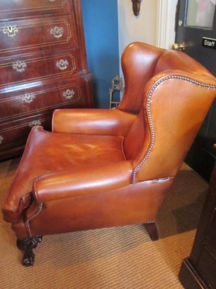 Superb Victorian Leather Wing Armchair - Image 5