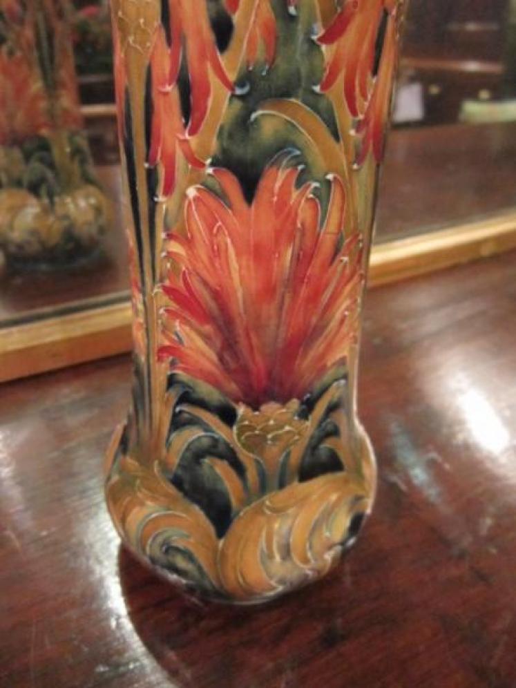Superb McIntyre Moorcroft Chrysanthemum Vase - Image 4