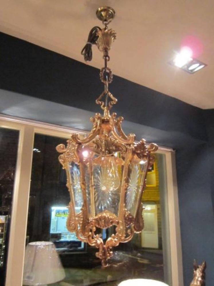 Superb Edwardian Cast Bronze Hall Lantern - Image 1