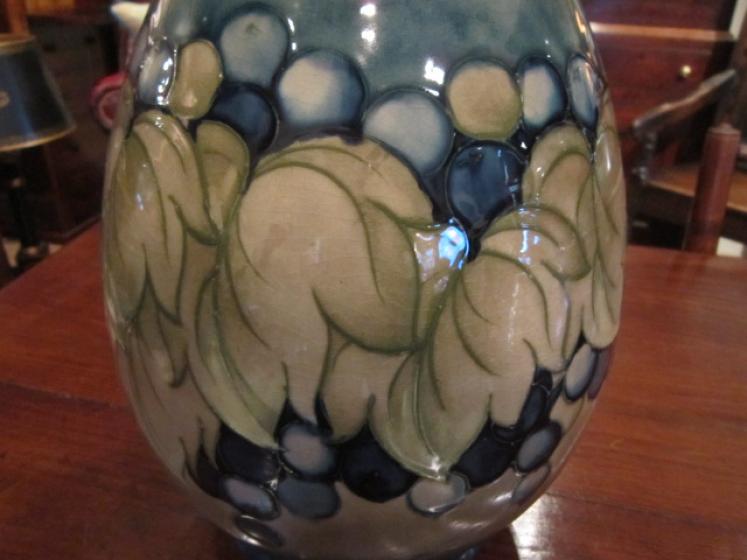 Superb Large Moorcroft Berries Celandon Vase - Image 2