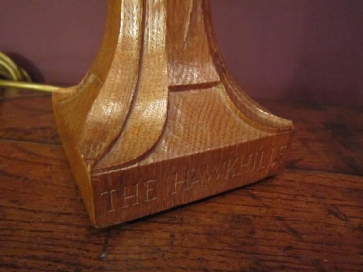 Old Mouseman Azed Oak Table Lamp - Image 2