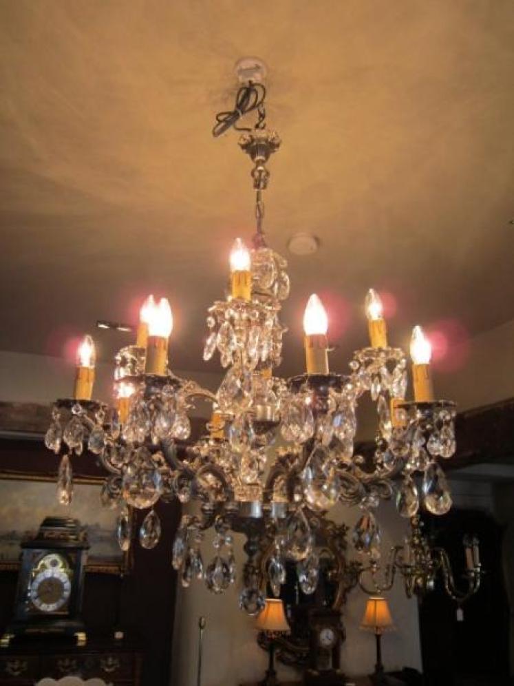 Stunning 1920's Crystal Cut Glass Chandelier - Image 1