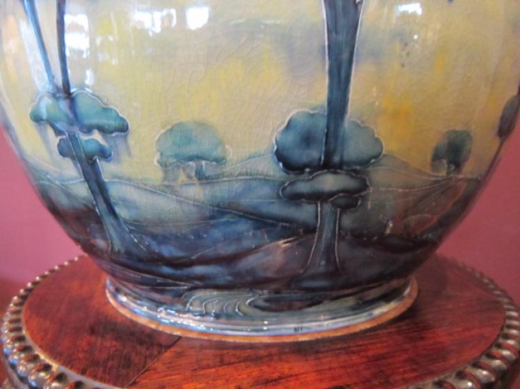 Superb Impressive Early Moorcroft Hazeldene Jardiniere - Image 3