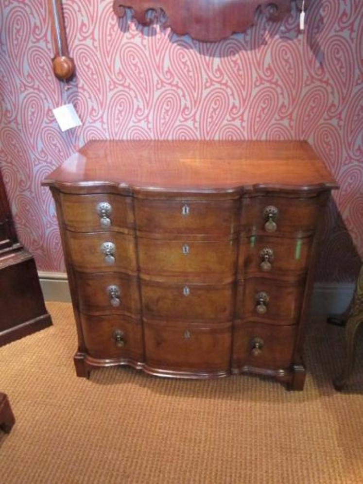 Fine Victorian Ribbon Fronted Walnut Chest - Image 1