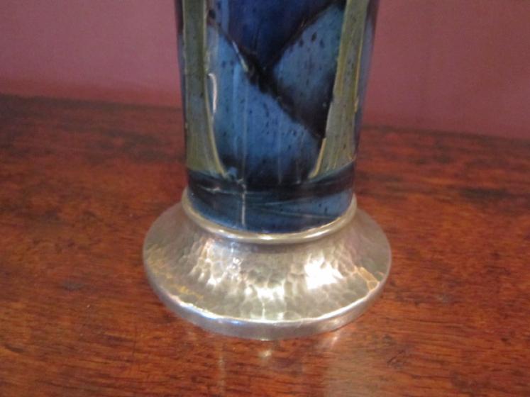 Superb Moorcroft Moonlit Blue Liberty's Vase - Image 3