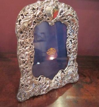 High Quality George V Silver Rococo Photo Frame