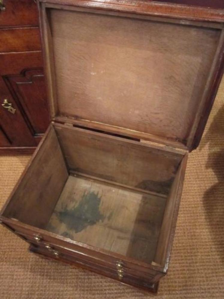 Small George II Period Oak Coffer - Image 3