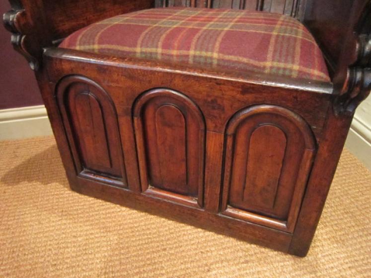 Superb Georgian Oak Panelled Lambing Armchair - Image 3