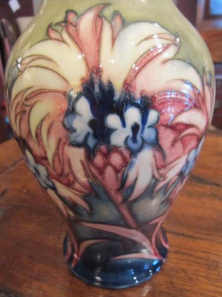 Superb Moorcroft Pink Cornflower Vase - Image 3