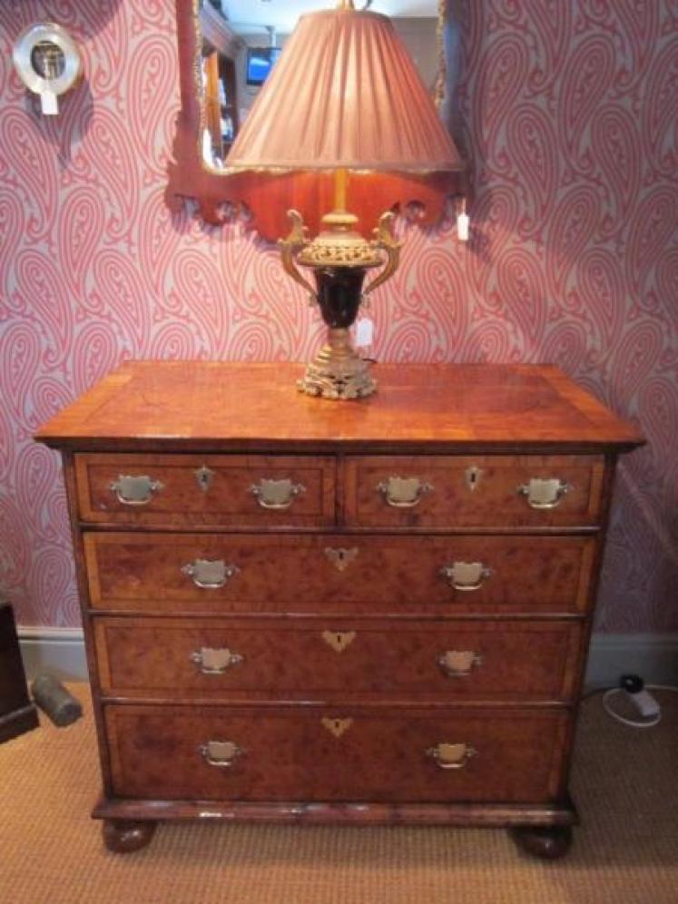 Stunning William & Mary Burr Yew Inlaid Chest - Image 1